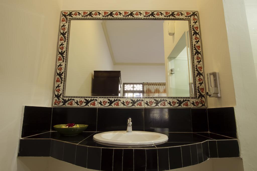 Frangipani Homestay Nusa Dua  Room photo