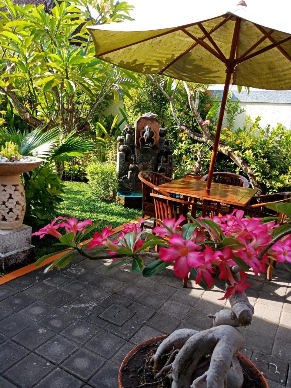 Frangipani Homestay Nusa Dua  Exterior photo